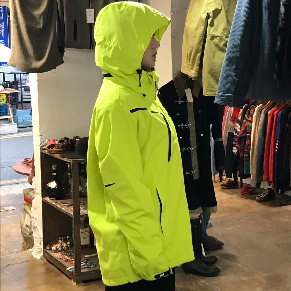헬리한센 형광 옐로 후드 윈드브레이커 자켓 남성 105 110 상품이미지7