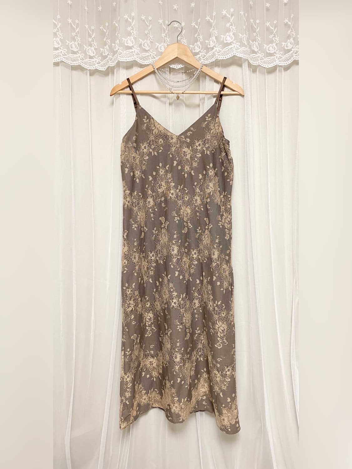 Brown Floral Lace Slip Long Dress 상품이미지3