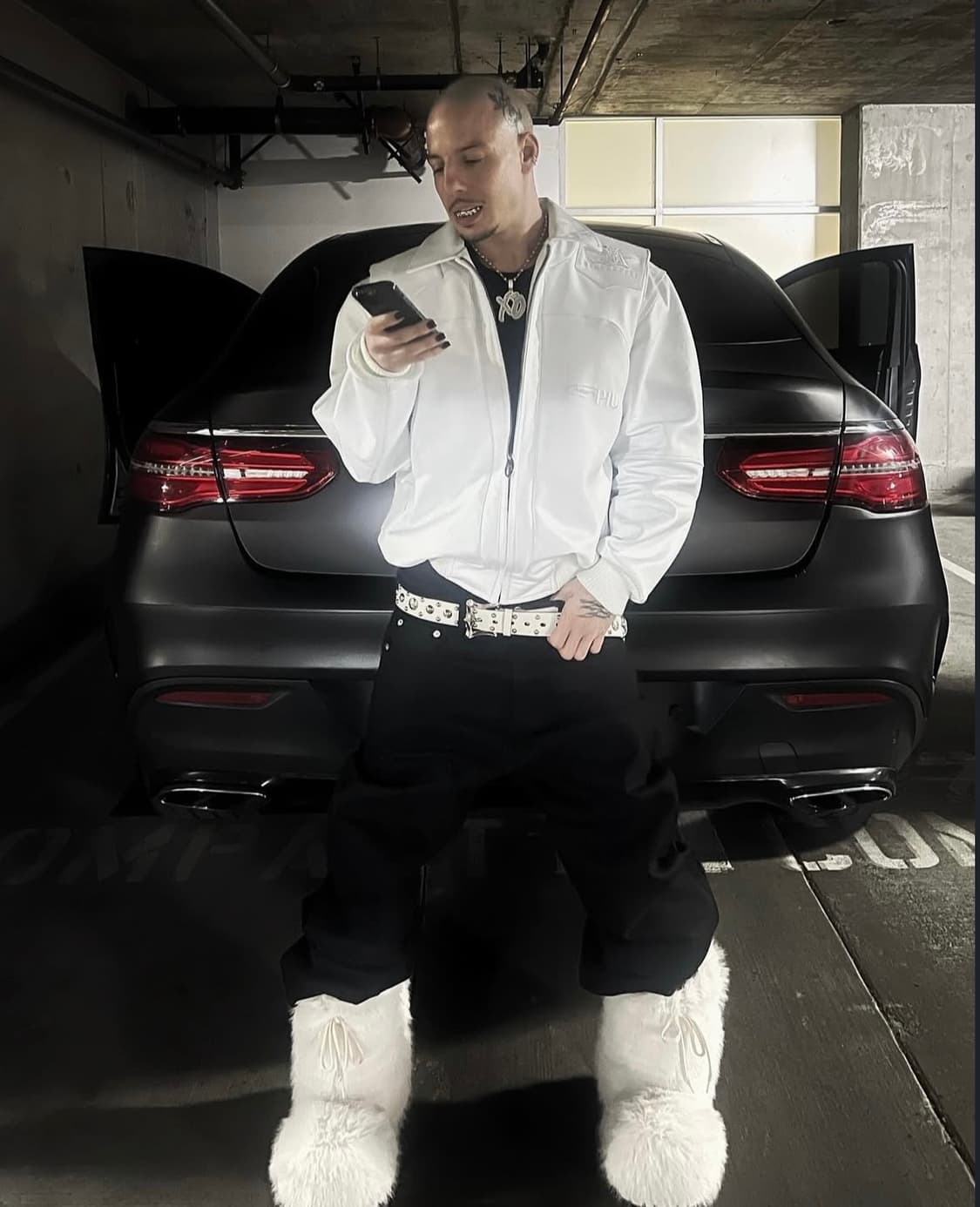 발렌시아가 알래스카 부츠 화이트 상품이미지4