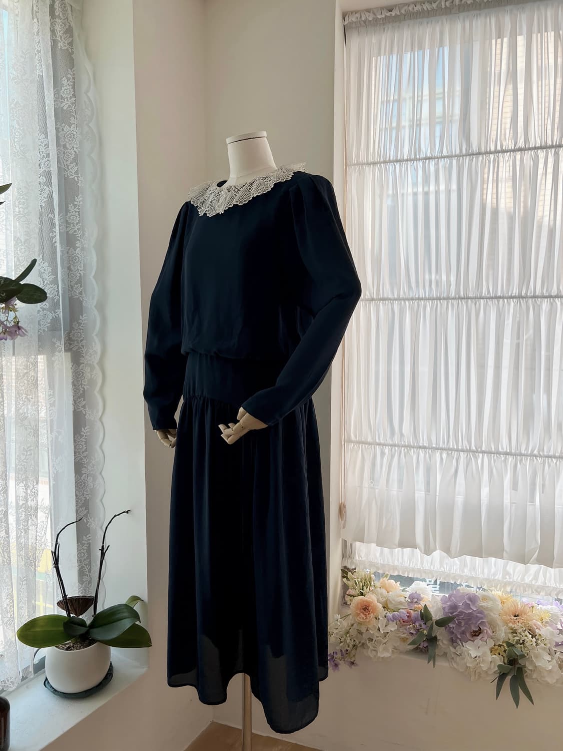레이스 카라 딥네이비 롱 원피스 상품이미지6