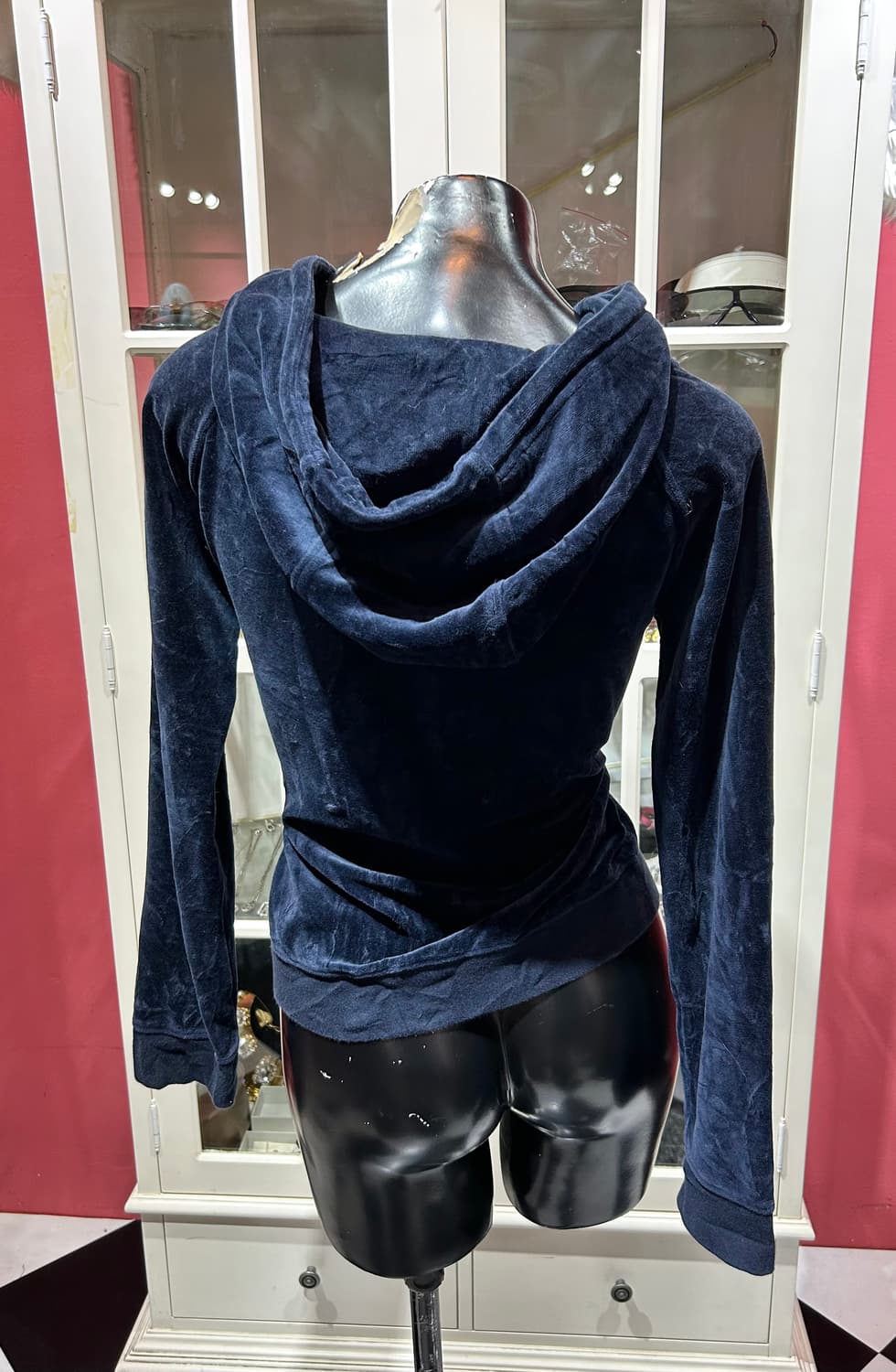 Rady velvet hoodie 레디 큐빅 디테일 벨벳 후드티 상품이미지2