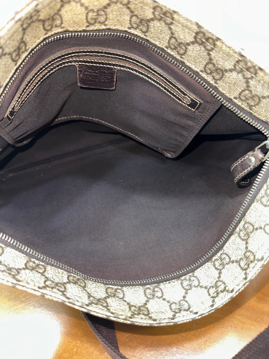 구찌 GG 메신져 백  상품이미지10