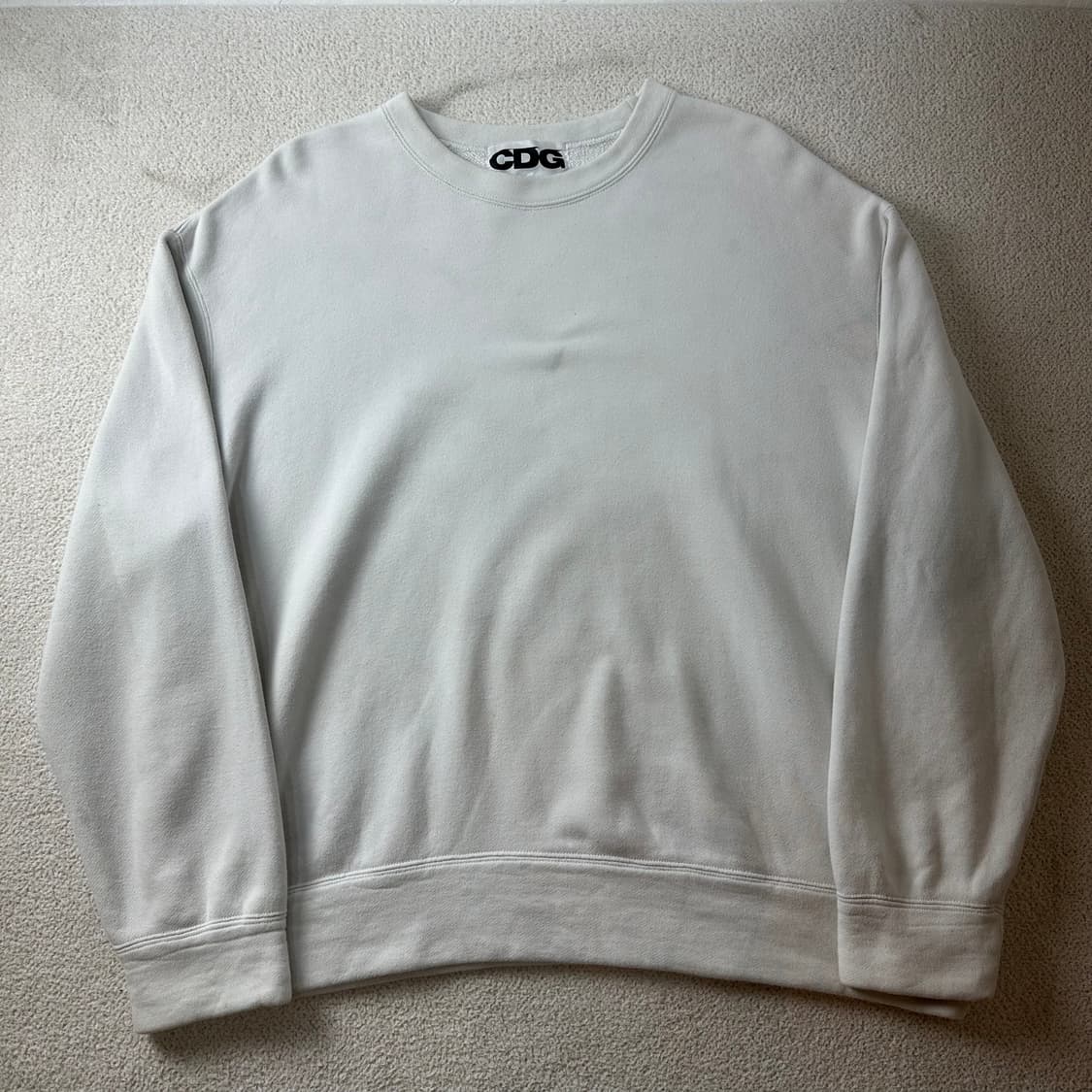 100 꼼데가르송 CDG 백로고 맨투맨 상품이미지2