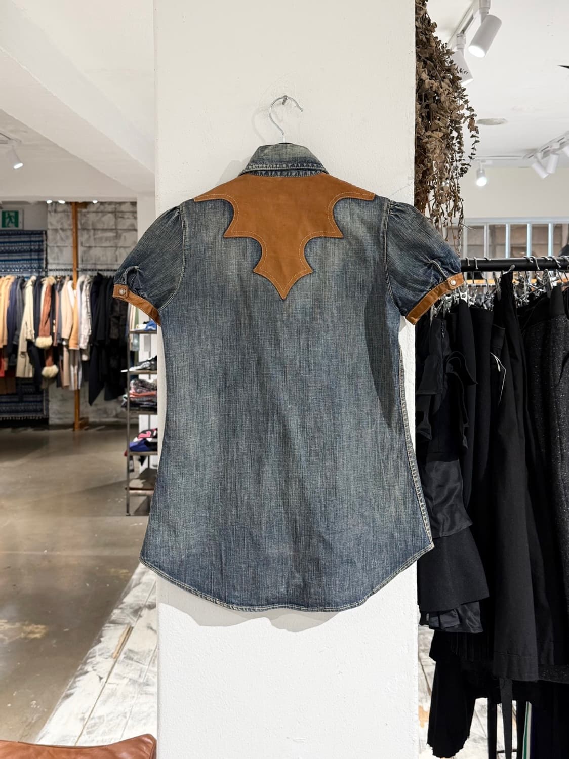 디스퀘어드2 웨스턴 데님 레더 하프 셔츠 상품이미지6