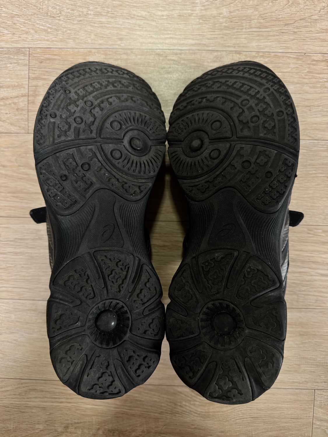 아식스 x 키코 코스타디노브 젤 키릴 2 295 상품이미지5