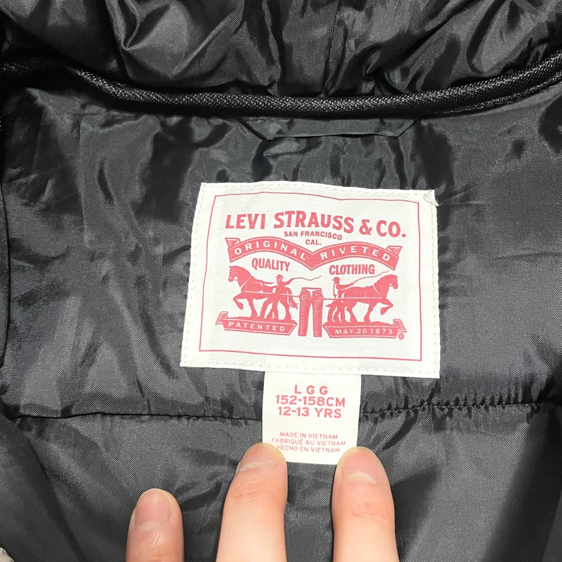 리바이스 블랙 패딩조끼 레이어링 후드티셔츠 여성M/KIDS L 상품이미지5