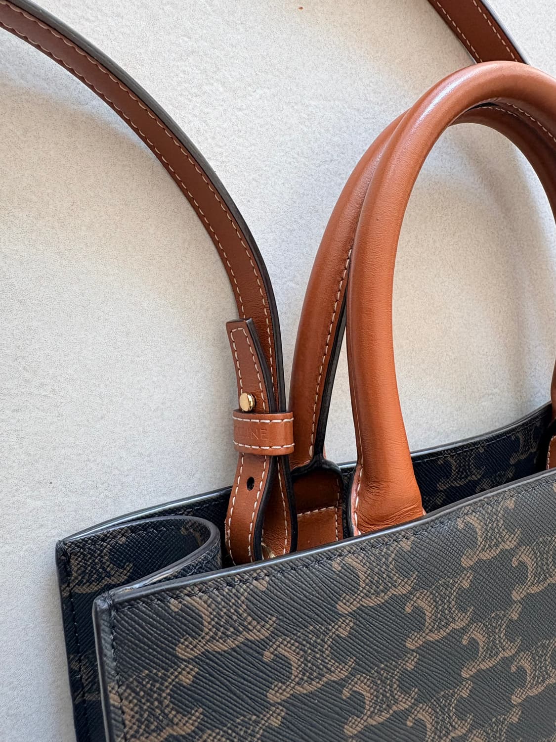 셀린느 카바스백M 상품이미지2