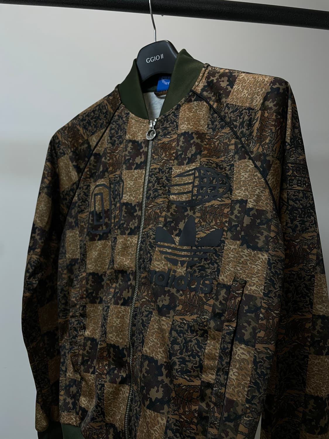 95) 아디다스 슈퍼스타 카모 체커 트랙탑 져지 자켓 상품이미지2