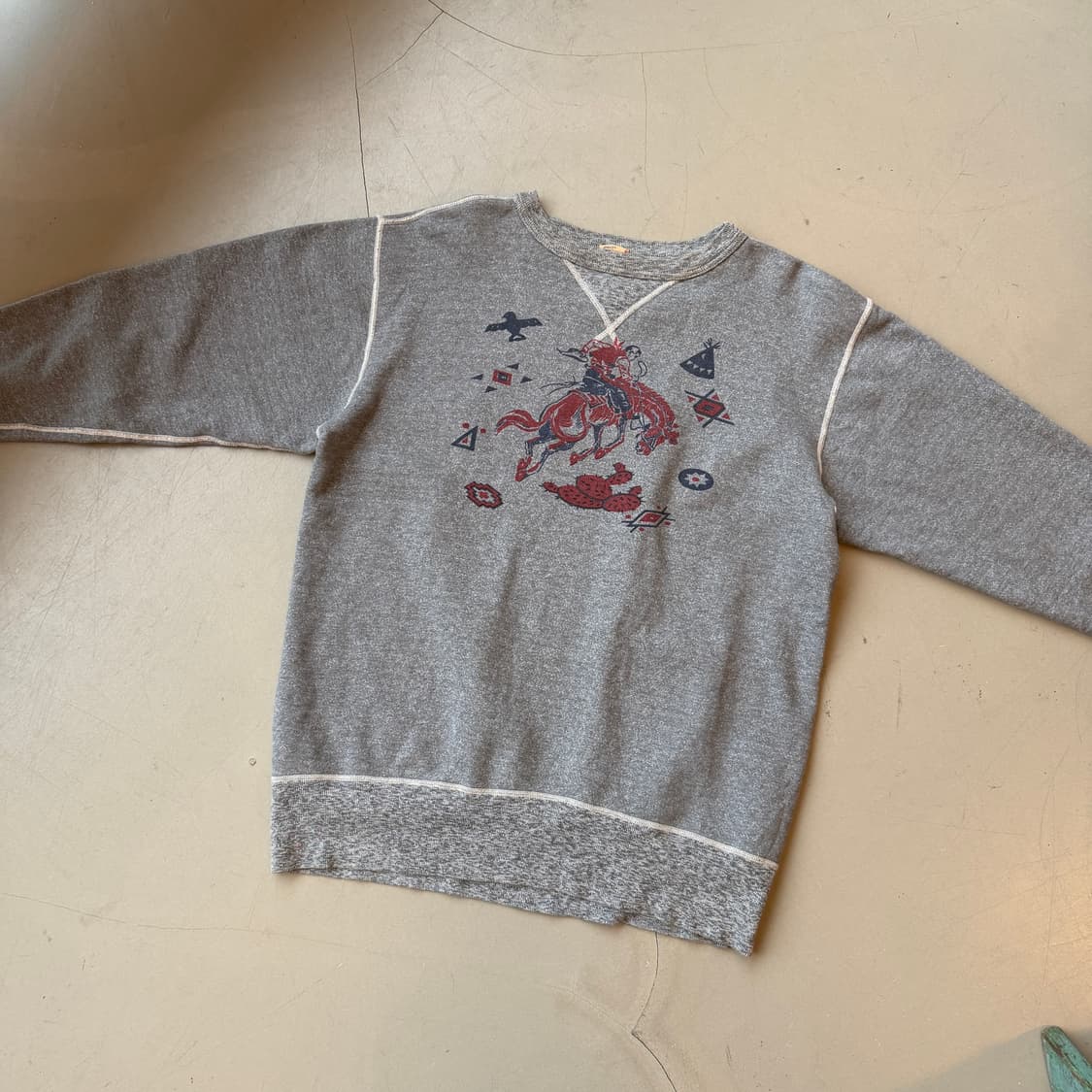 토요 엔터프라이즈 크루넥 스웻셔츠 상품이미지1