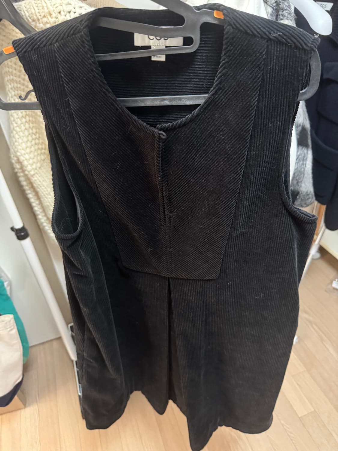 코스 하객룩 코듀로이 원피스 34사이즈 새상품 상품이미지1