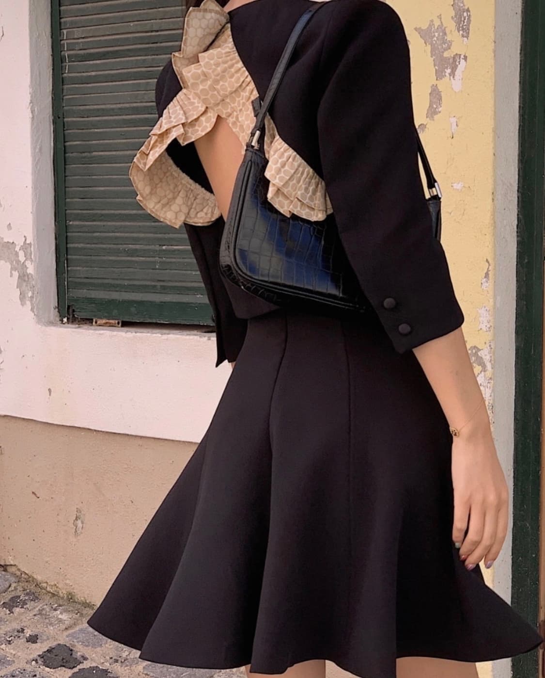 서쿠키 블랙웨이브 스커트 상품이미지2