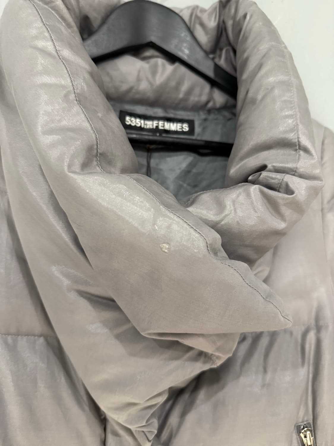 5351 POUR LES FEMMES drape padding 상품이미지8
