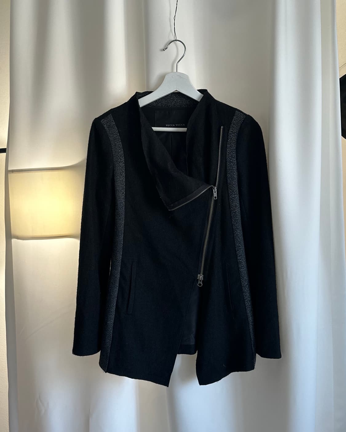  [YECCA VECCA] asymmetric zip jacket 상품이미지1