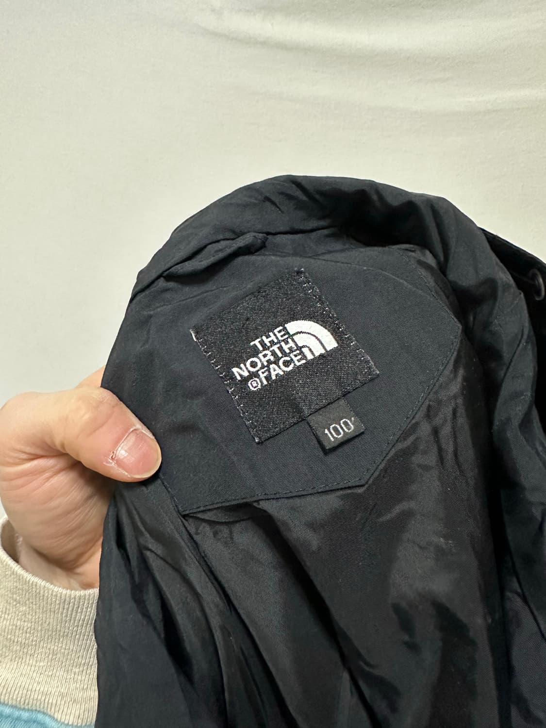 노스페이스 포켓 바람막이 상품이미지3