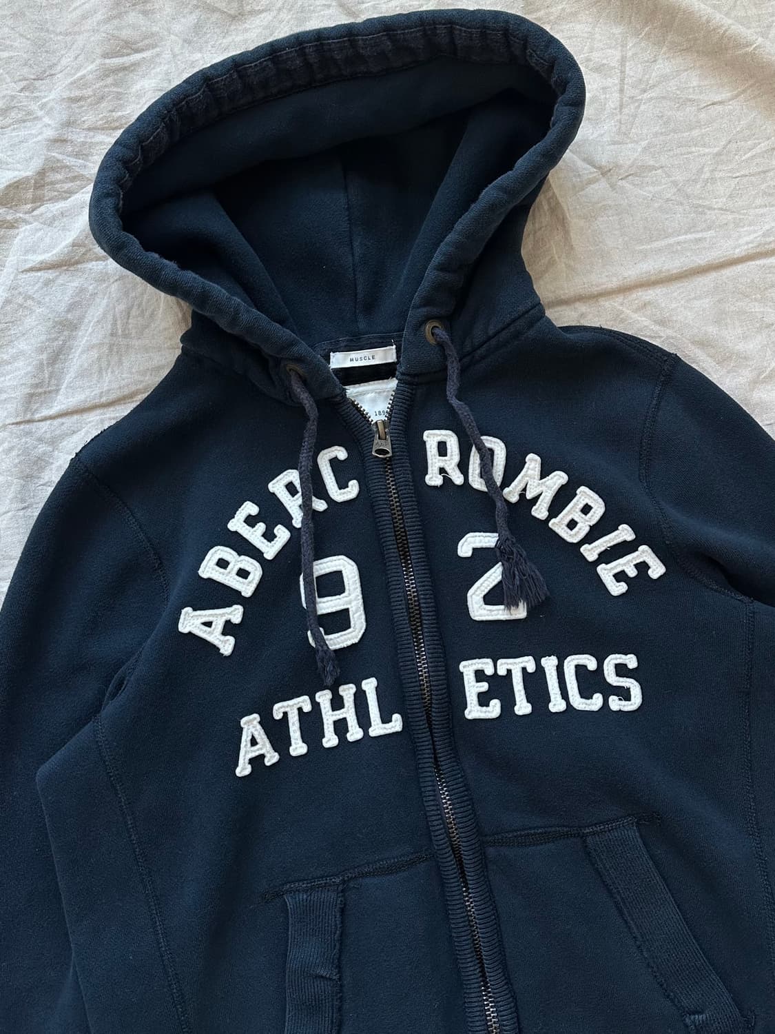 아베크롬비 헤비코튼 자수 로고 네이비 후드집업 상품이미지6