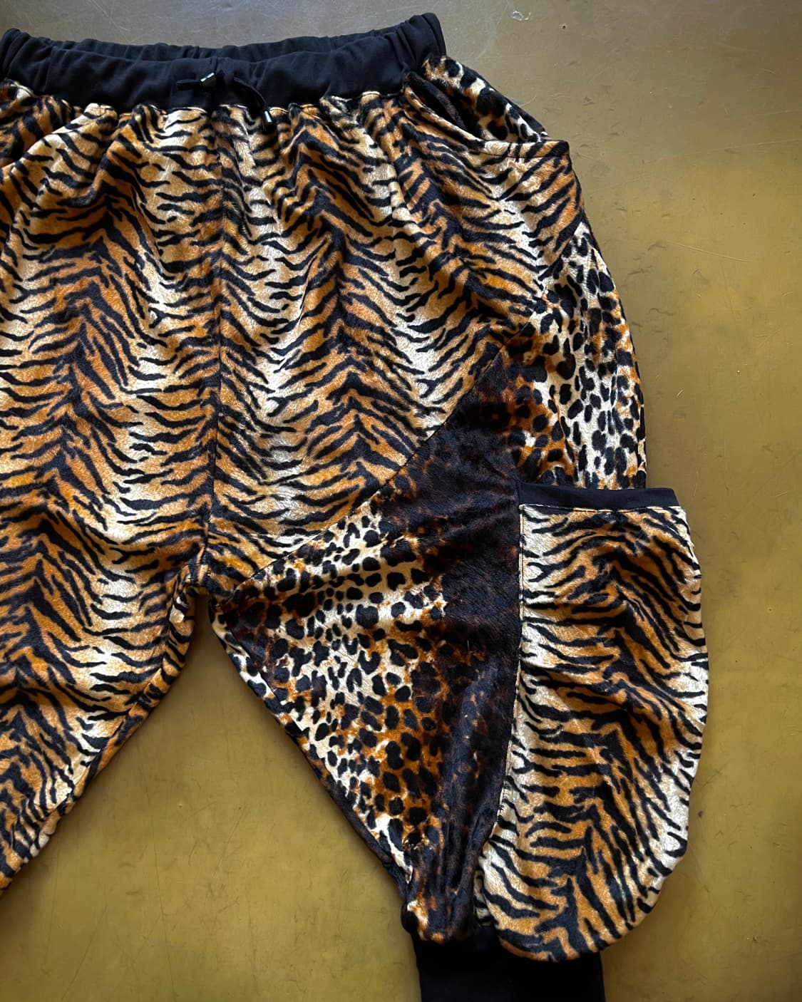 2000s Clash Ahead Leopard Baggy Pants 상품이미지5