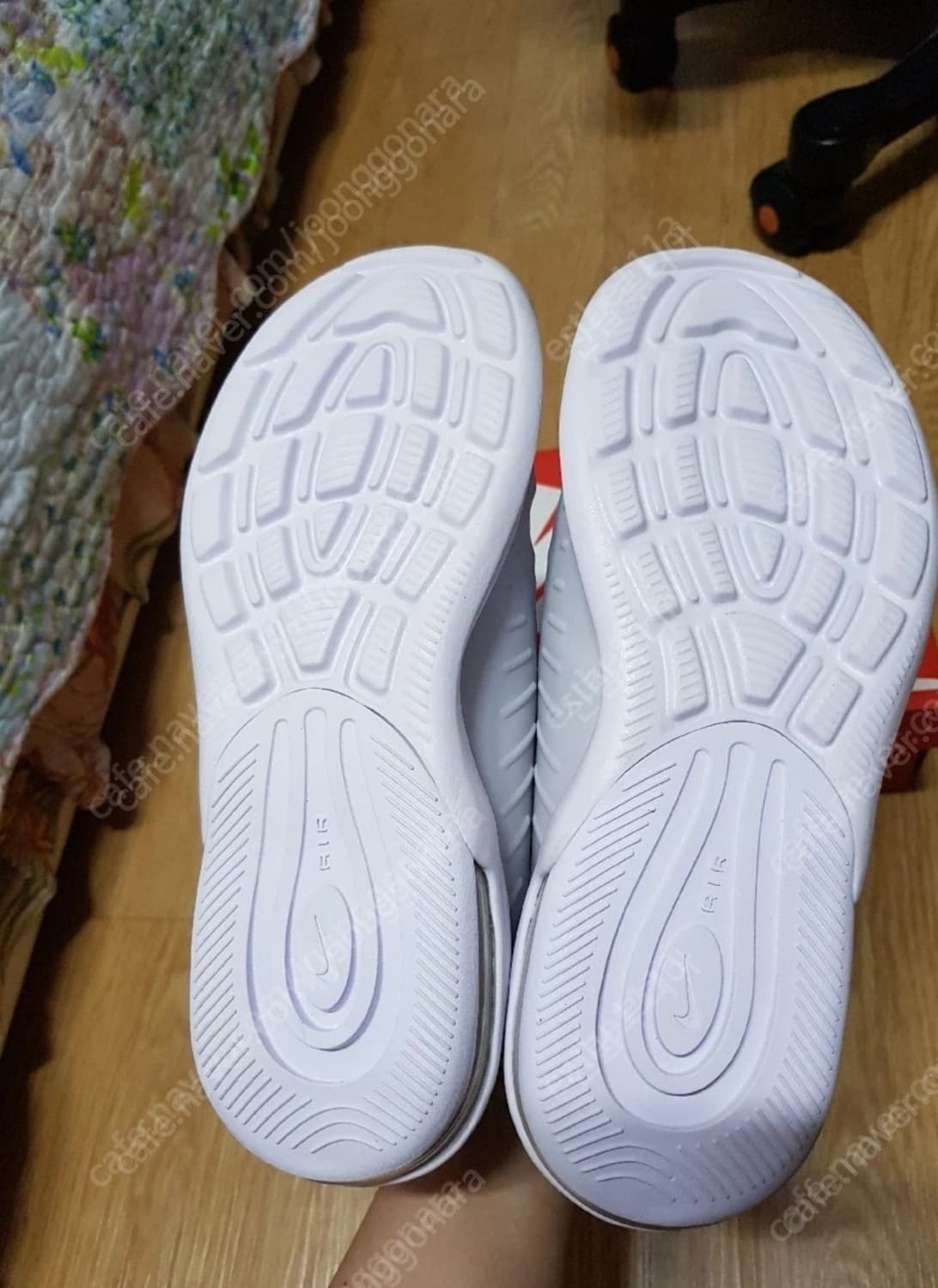 나이키 에어맥스 엑시스 여성 운동화 245 새제품 상품이미지4