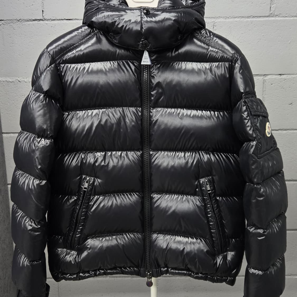 몽클레어 MAYA 마야 유광 패딩 2사이즈 상품이미지2