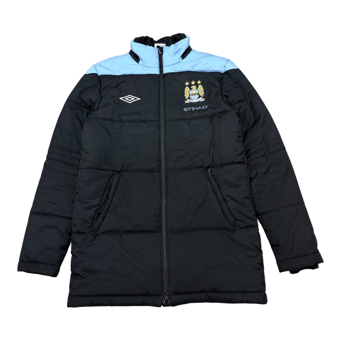 엄브로 X 맨시티 12-13 빅로고 투웨이 패딩 점퍼 상품이미지1