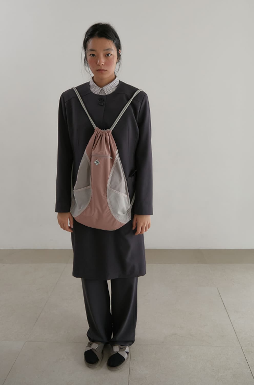 노컨텐츠 메모리 캐주얼백 핑크 상품이미지1