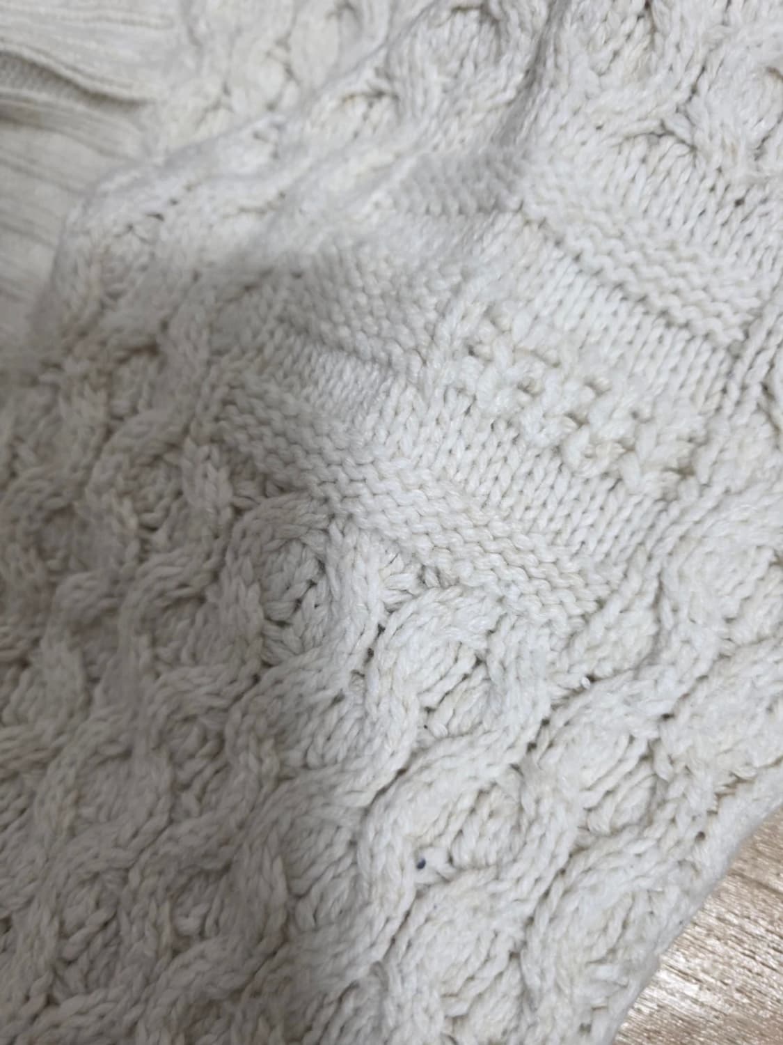 타미 여성 케이블 니트 가디건 아이보리 상품이미지3