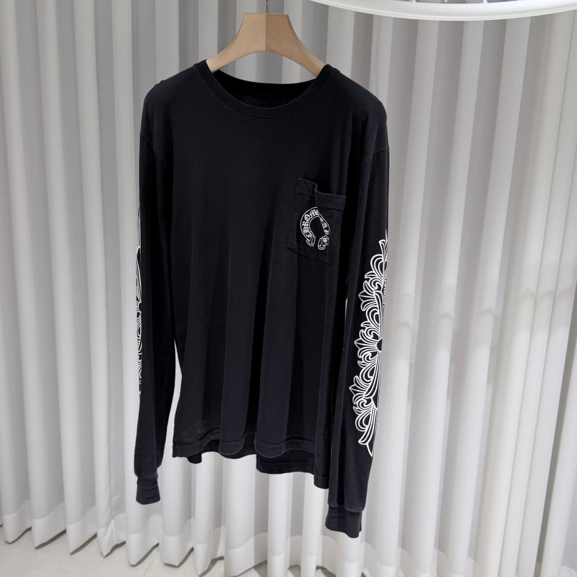 (A/L) / 크롬하츠 홀스슈 플로랄 롱슬리브 긴팔 티셔츠 블랙 상품이미지2