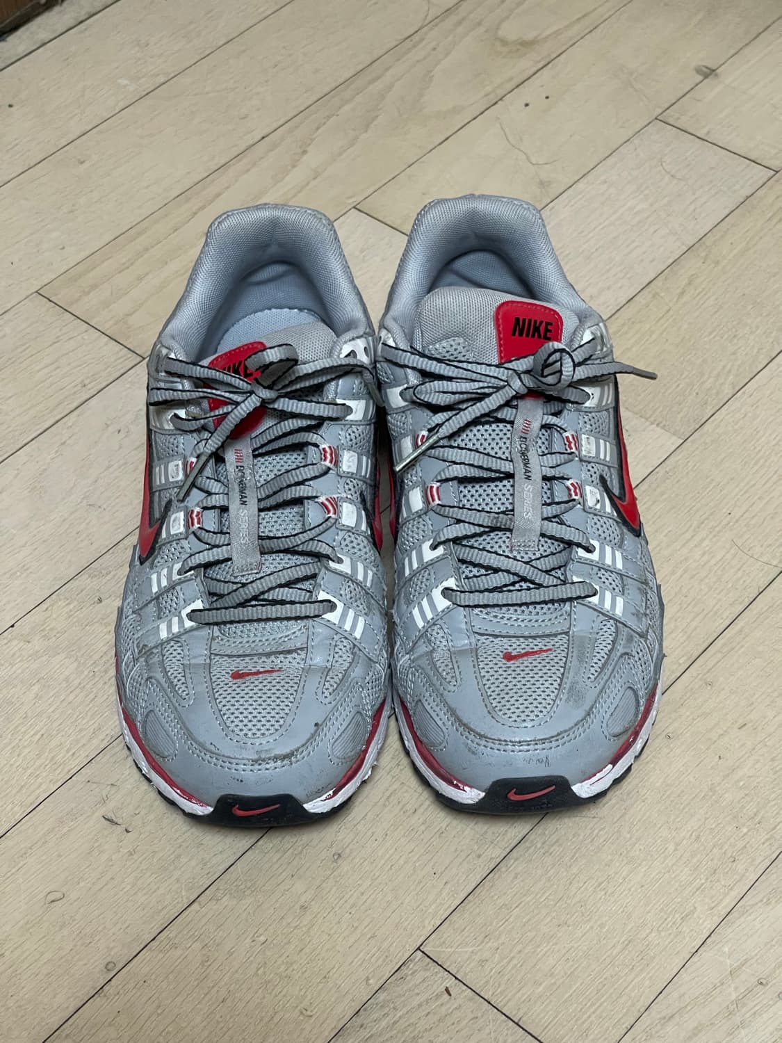 [260] 나이키 p-6000 실버 레드 상품이미지2