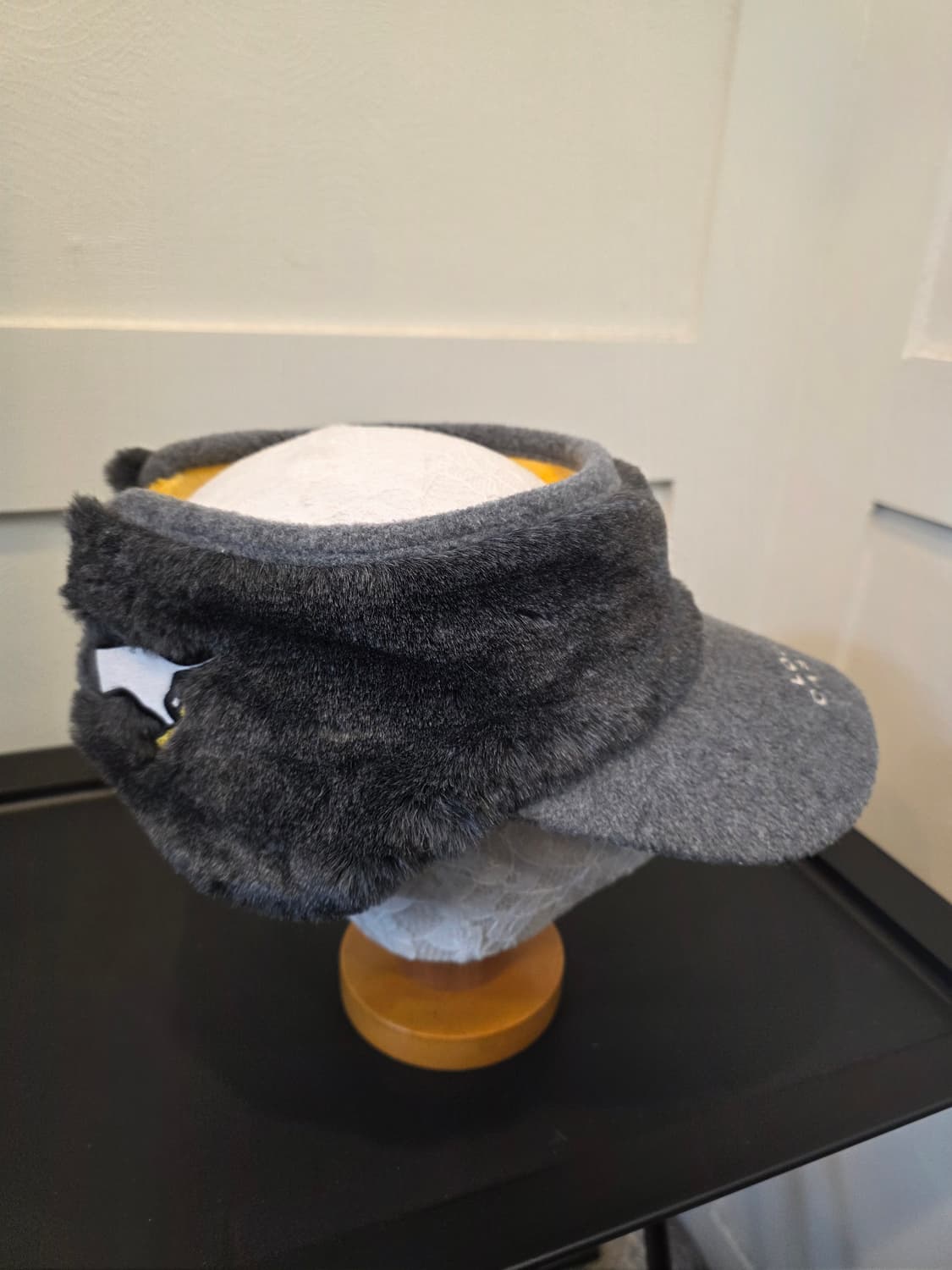 루이 카스텔 퍼 배색  윈터썬캡 골프모자 상품이미지3