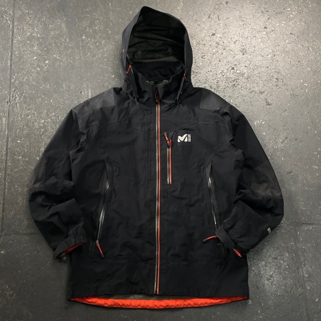 100 밀레 고어텍스 바람막이  상품이미지1