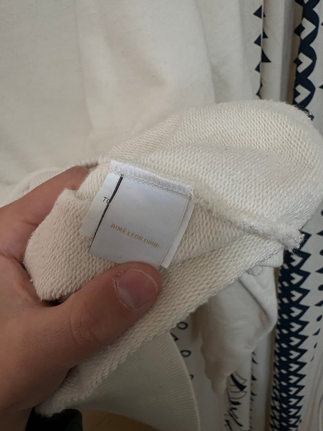 에임레온도르 / 유니스피어 크루넥 스웨트셔츠 상품이미지8