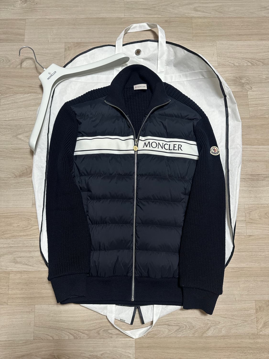 몽클레어 라이닝 니트패딩 상품이미지2