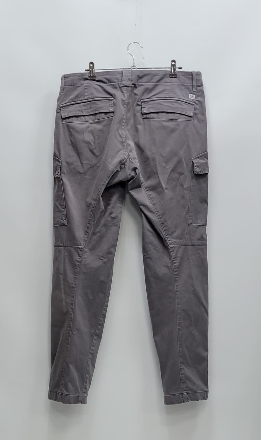 CP 컴퍼니 23SS 가먼트다잉 렌즈 와펜 카고 팬츠 / 남 84 매장판 상품이미지2