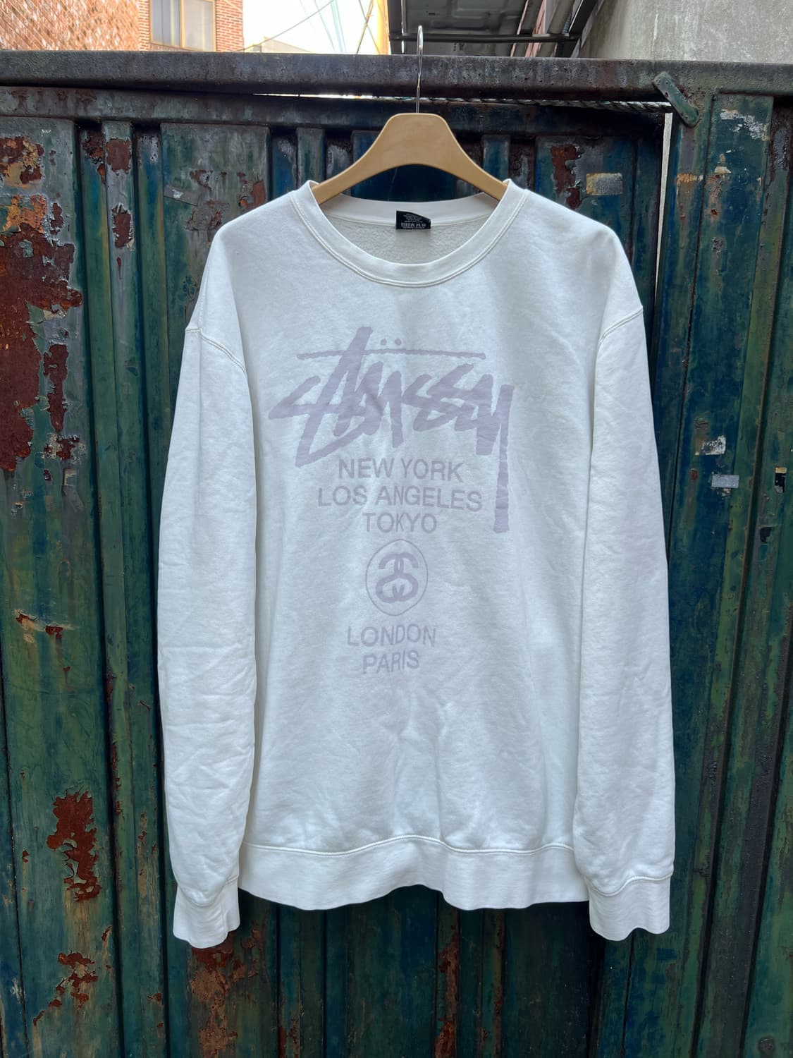 스투시 월드 투어 맨투맨 (정품) 상품이미지1