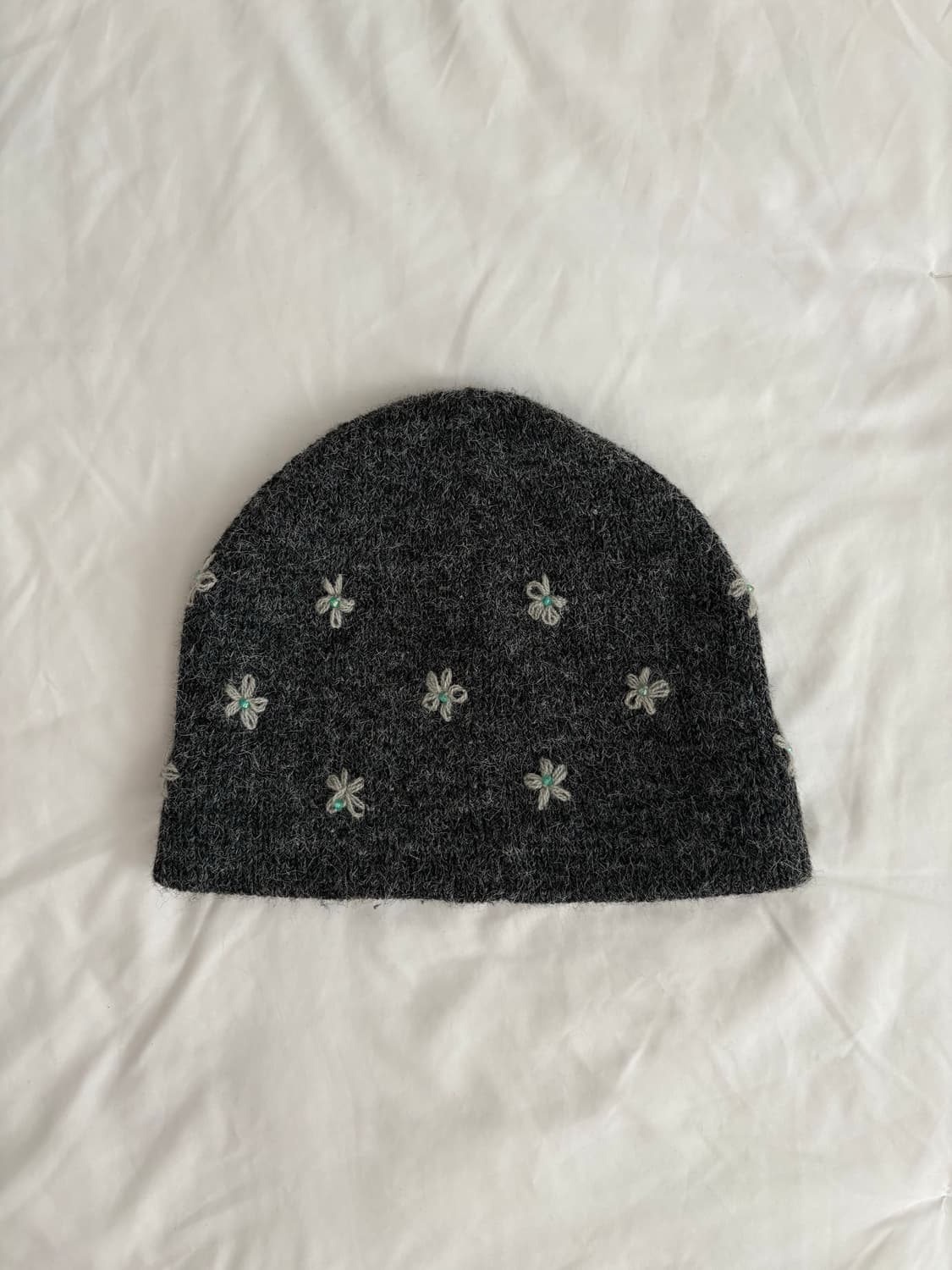 flower beads beanie 꽃 비즈 자수 비니 상품이미지2