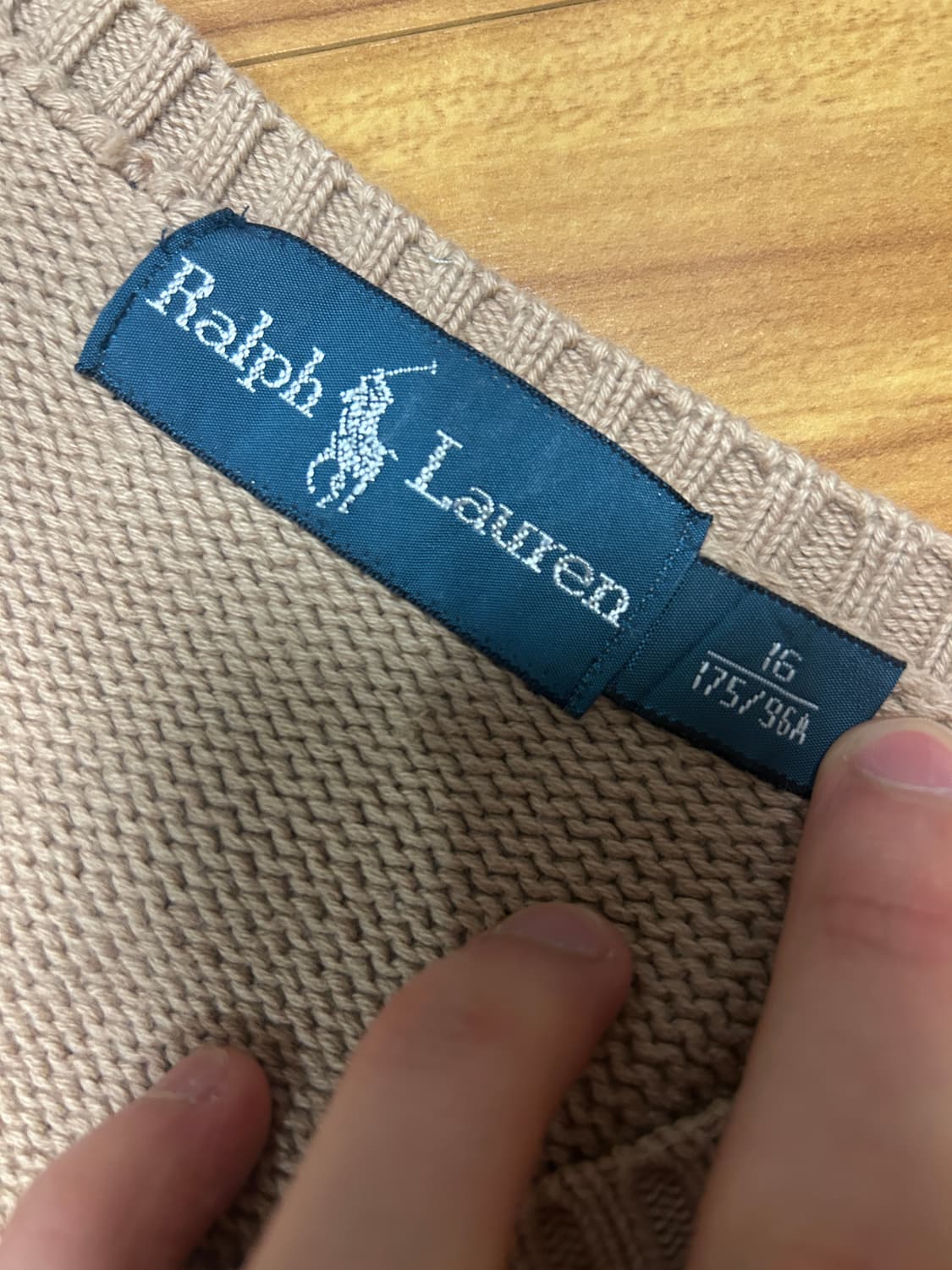 폴로 니트베스트 상품이미지3