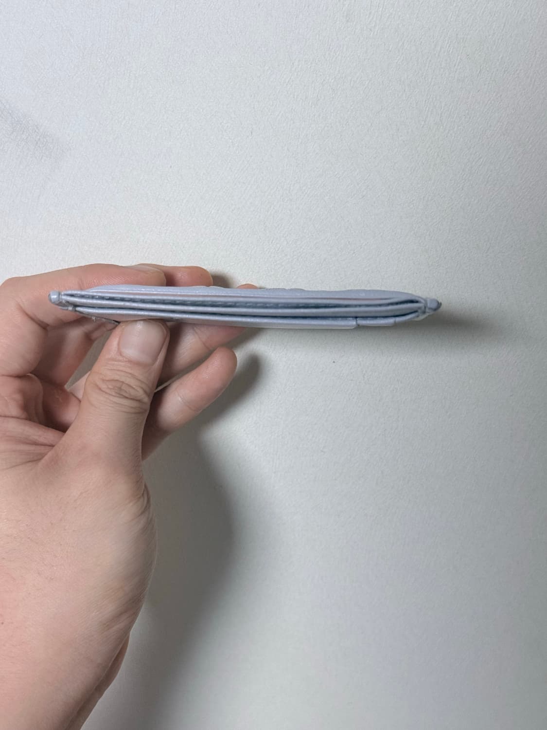 미우미우 마테라쎄 카드 지갑 파우더 블루 상품이미지8