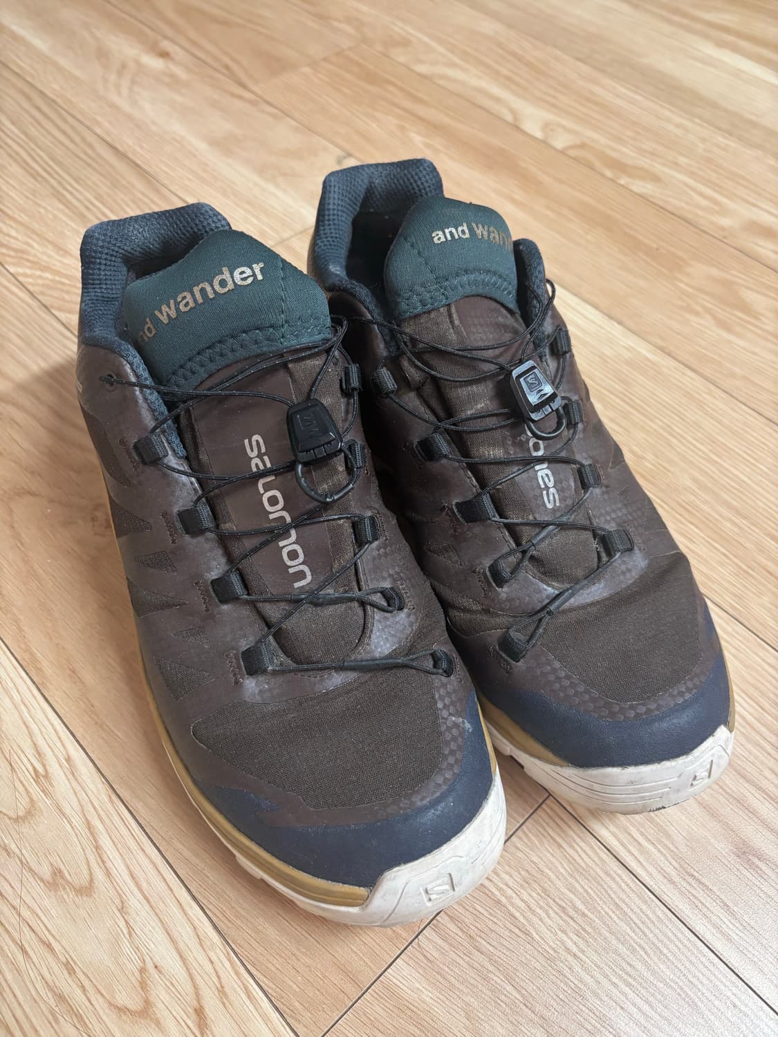 [270] 살로몬 X 앤드원더 아웃패스 GTX CSWP 커피빈 상품이미지1