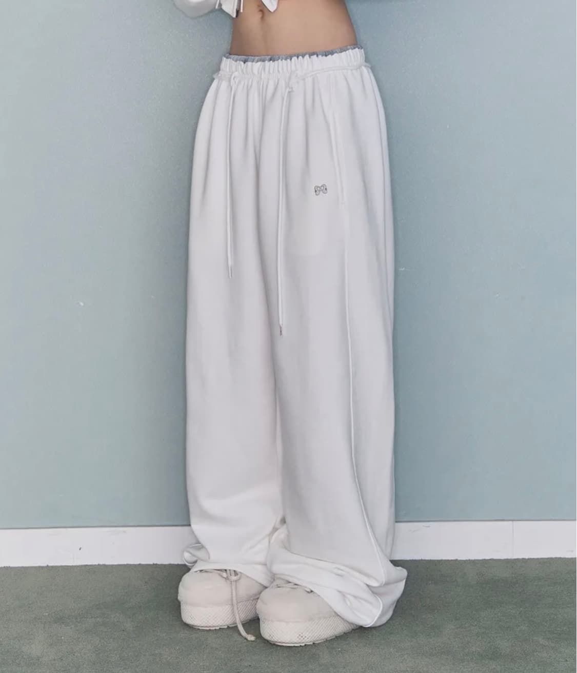 CHECK CONTRAST SWEAT PT IVORY 상품이미지1