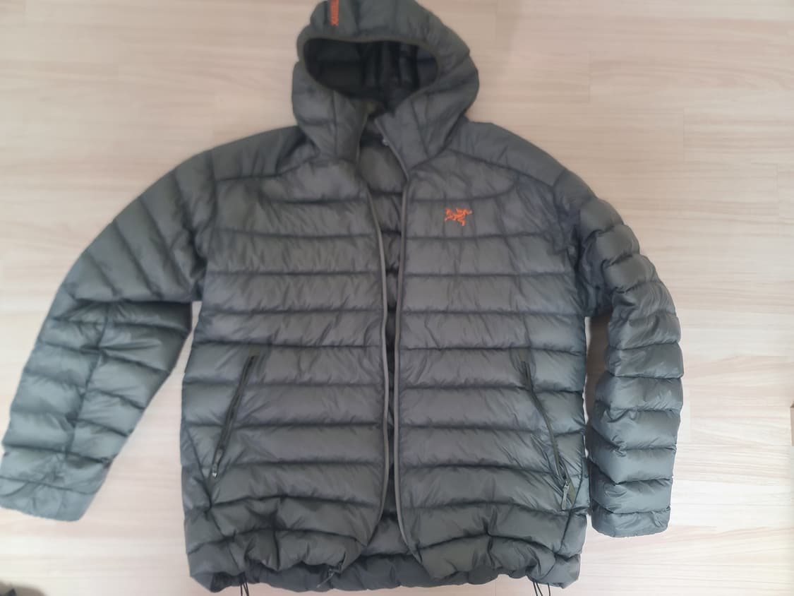 아크테릭스 세륨 후디 포리지 2XL 팝니다 상품이미지1