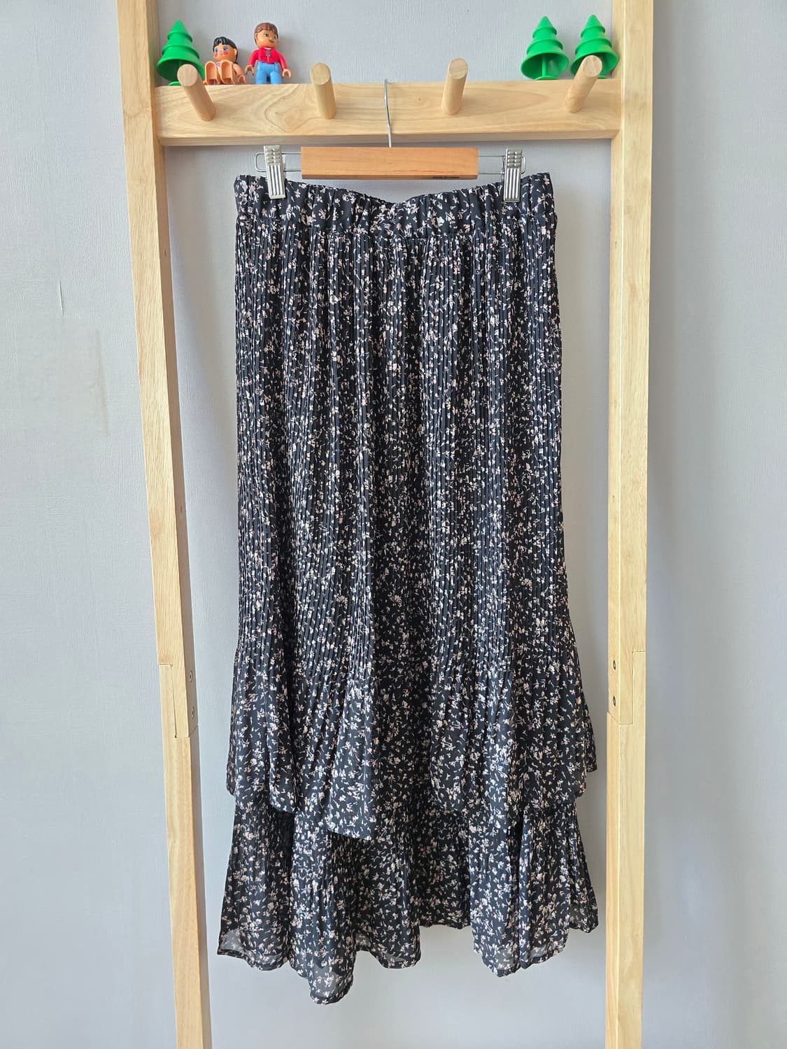 HK WORKS LONDON 플라워 티어드 플리츠 롱스커트 상품이미지5