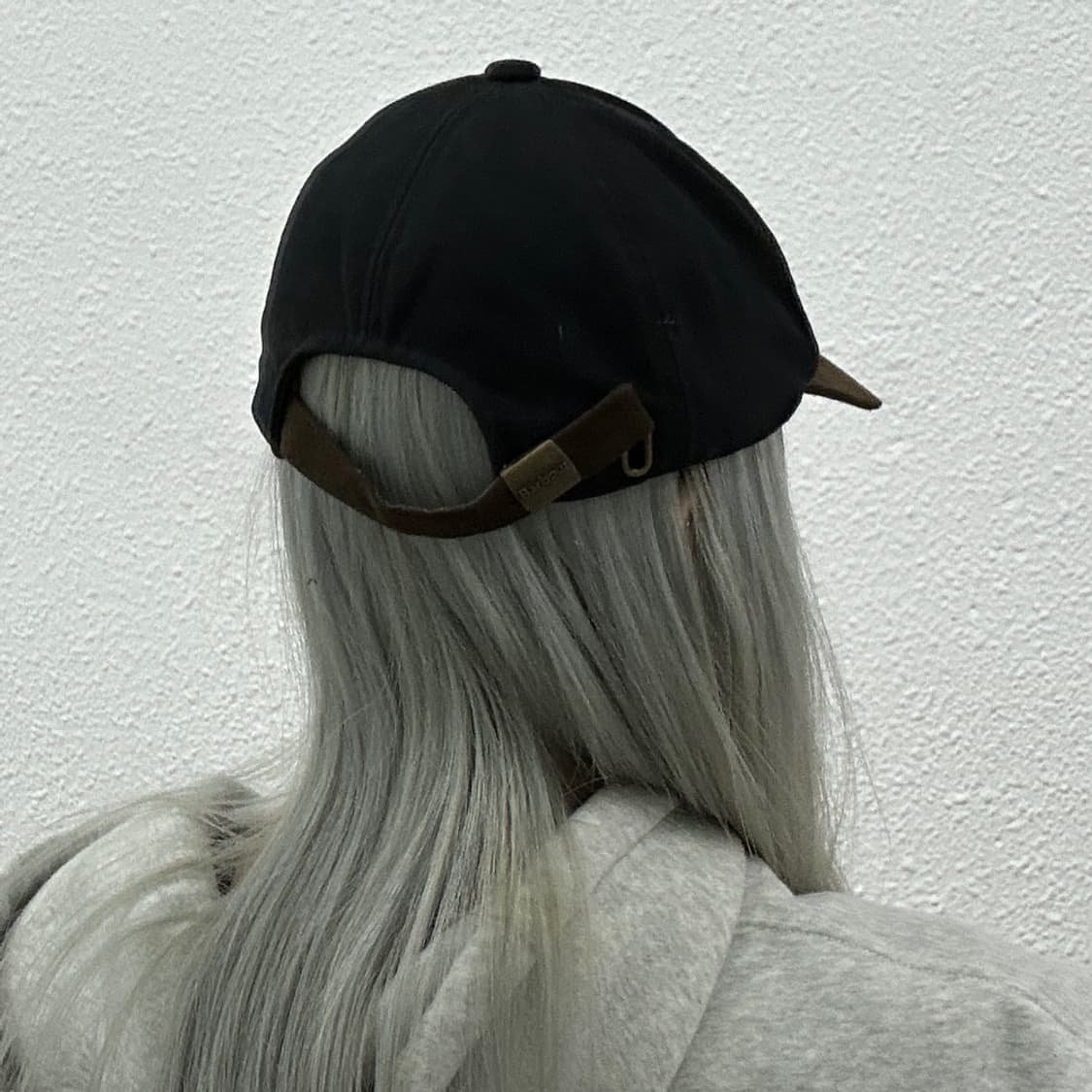 바버 브라운 배색 스냅백 상품이미지3