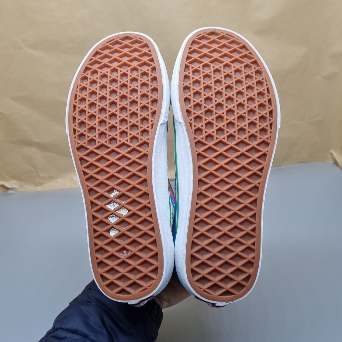 반스 올드스쿨 새서미스트릿 스니커즈225 상품이미지3