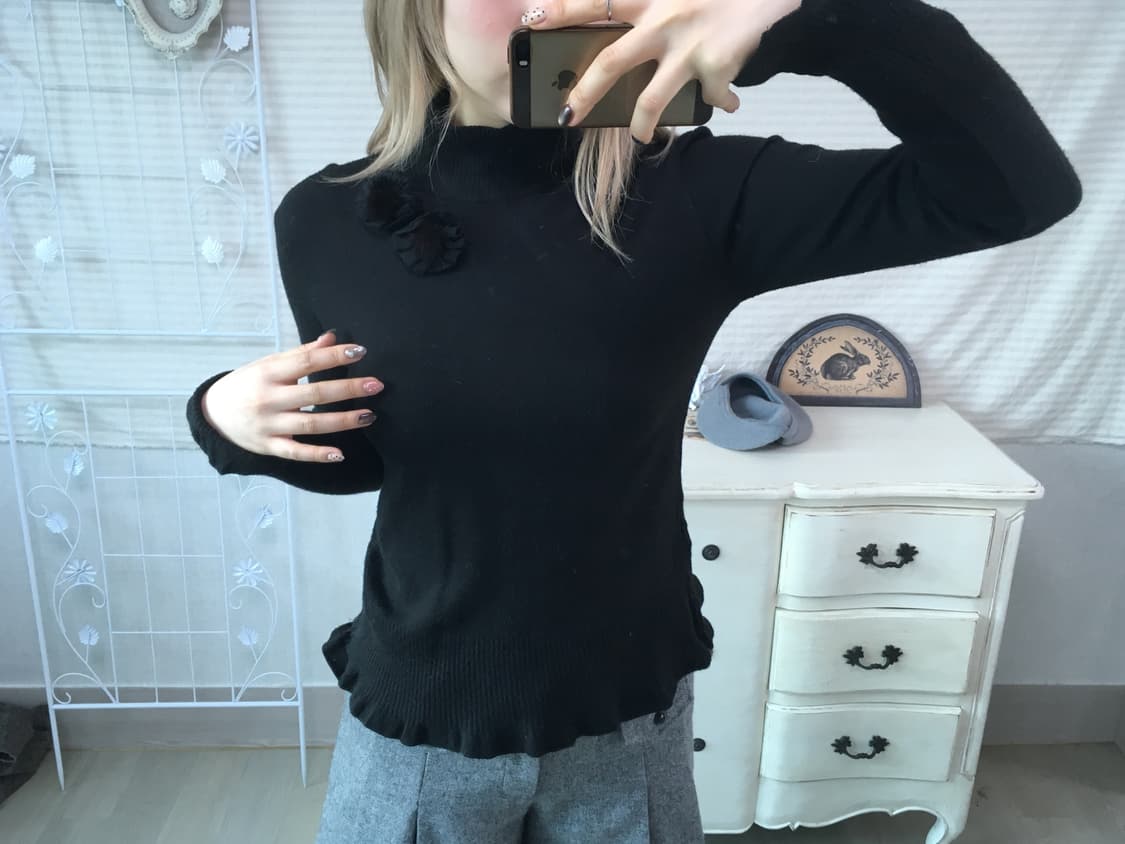 jpn vintage 블랙 코사지 풀오버 니트 상품이미지1