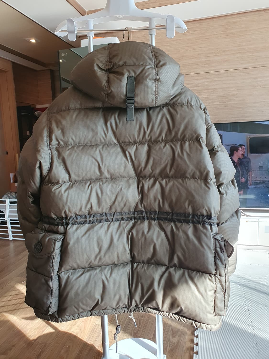 헨리코튼 ffc 카라코람 립스탑 다운 패딩 48 상품이미지3