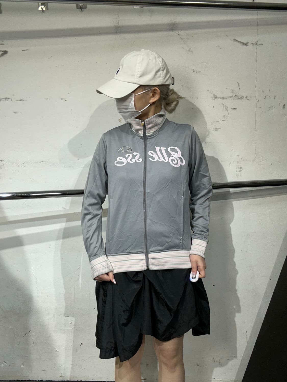 엘레쎄 그레이 딱붙핏 y2k 트랙탑 져지  상품이미지2