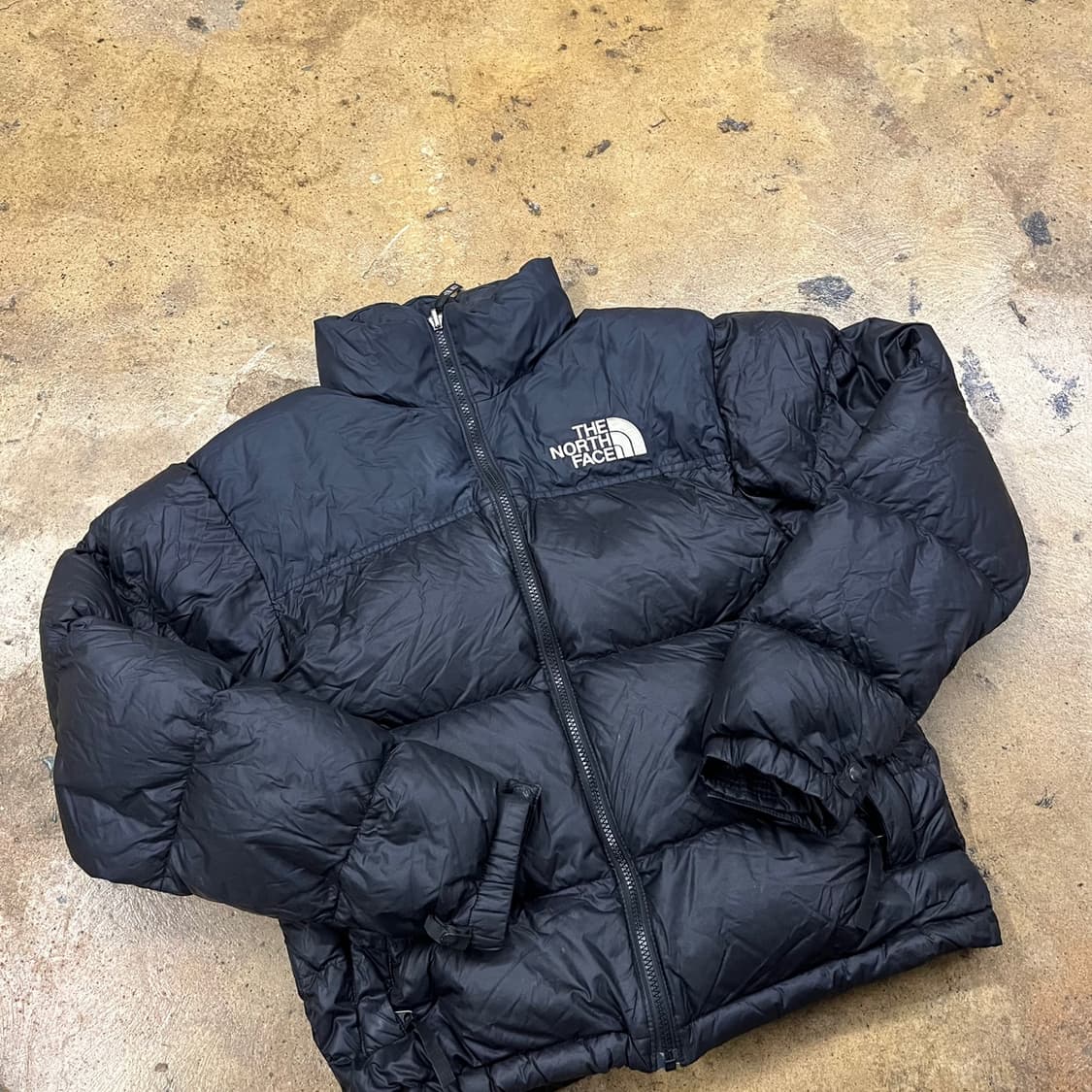 노스페이스 눕시 블랙 숏패딩  상품이미지2