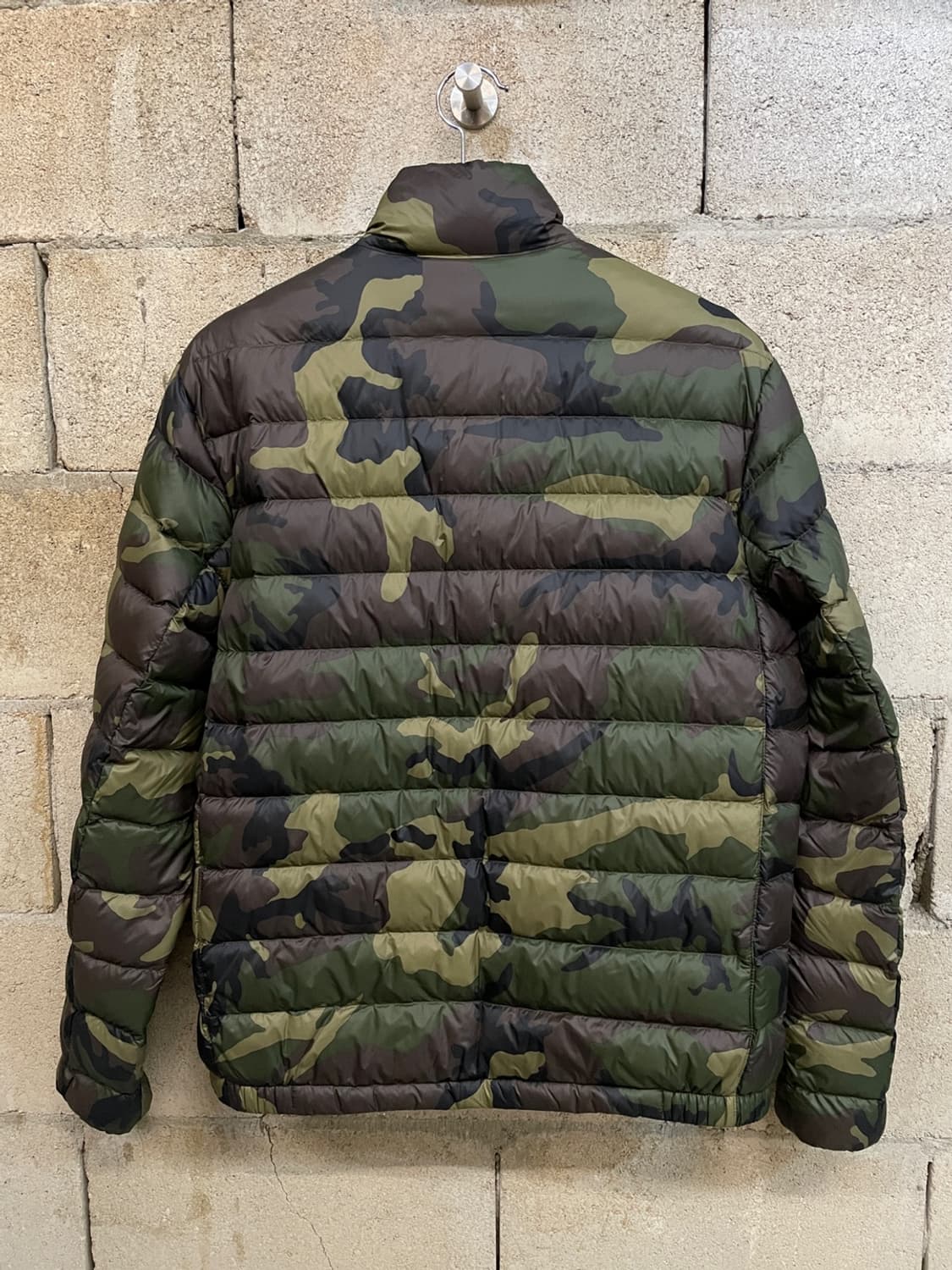 폴로 랄프로렌 카모 경량 패딩  상품이미지4