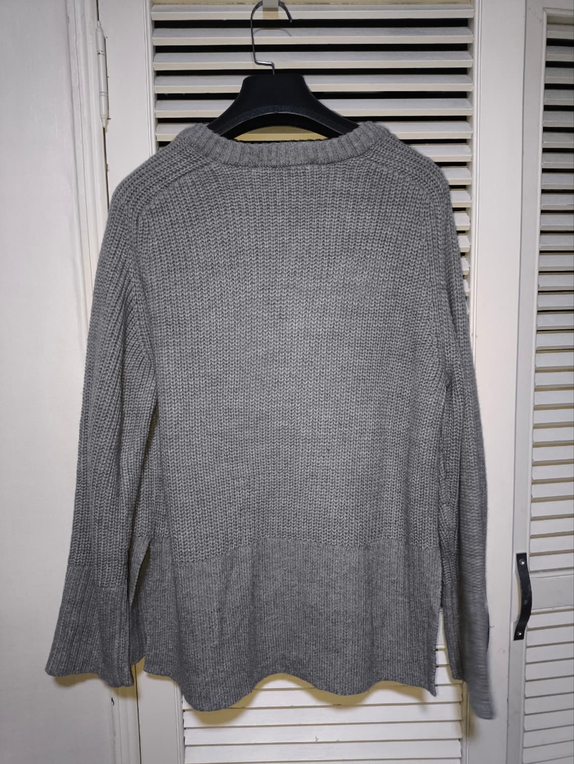 새거 USA L 자라 브이넥 니트 상품이미지5