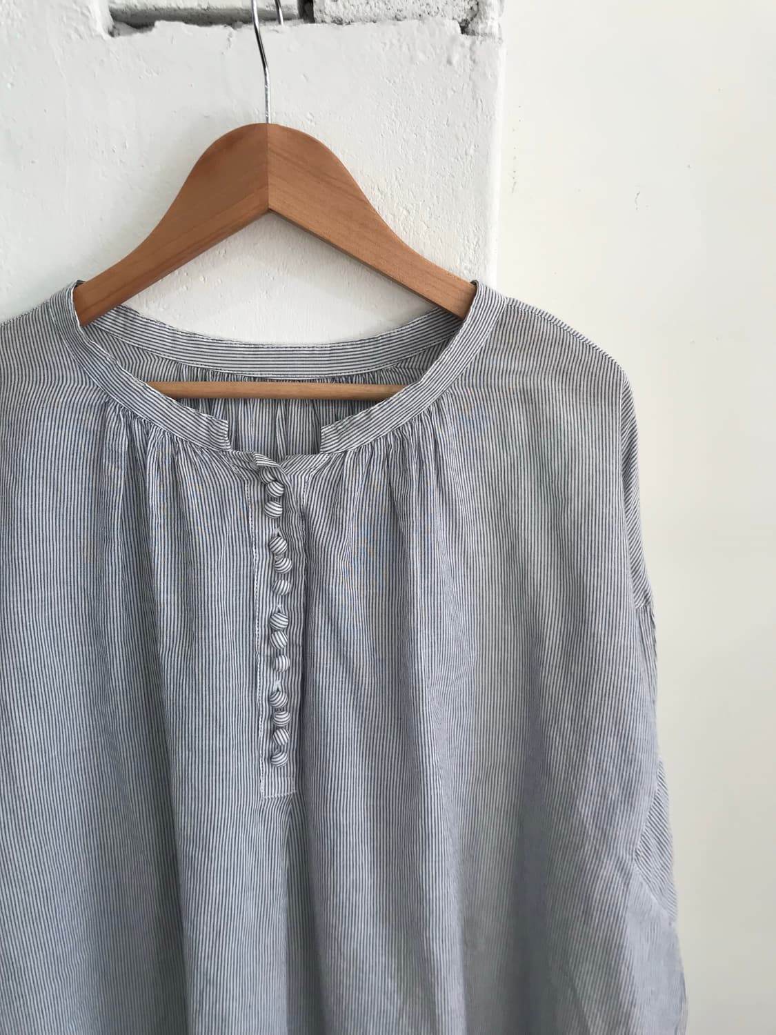 Niko and...  button blouse 상품이미지4