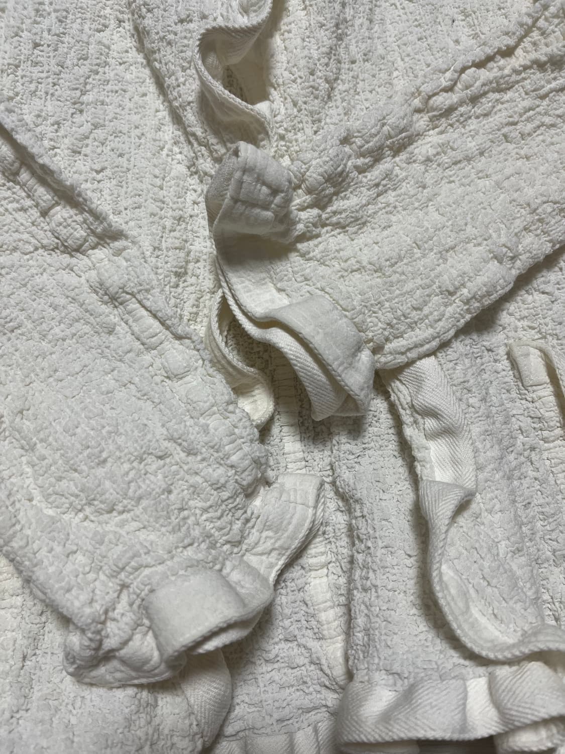 이세미야케 ME 화이트 프릴 가디건 상품이미지6